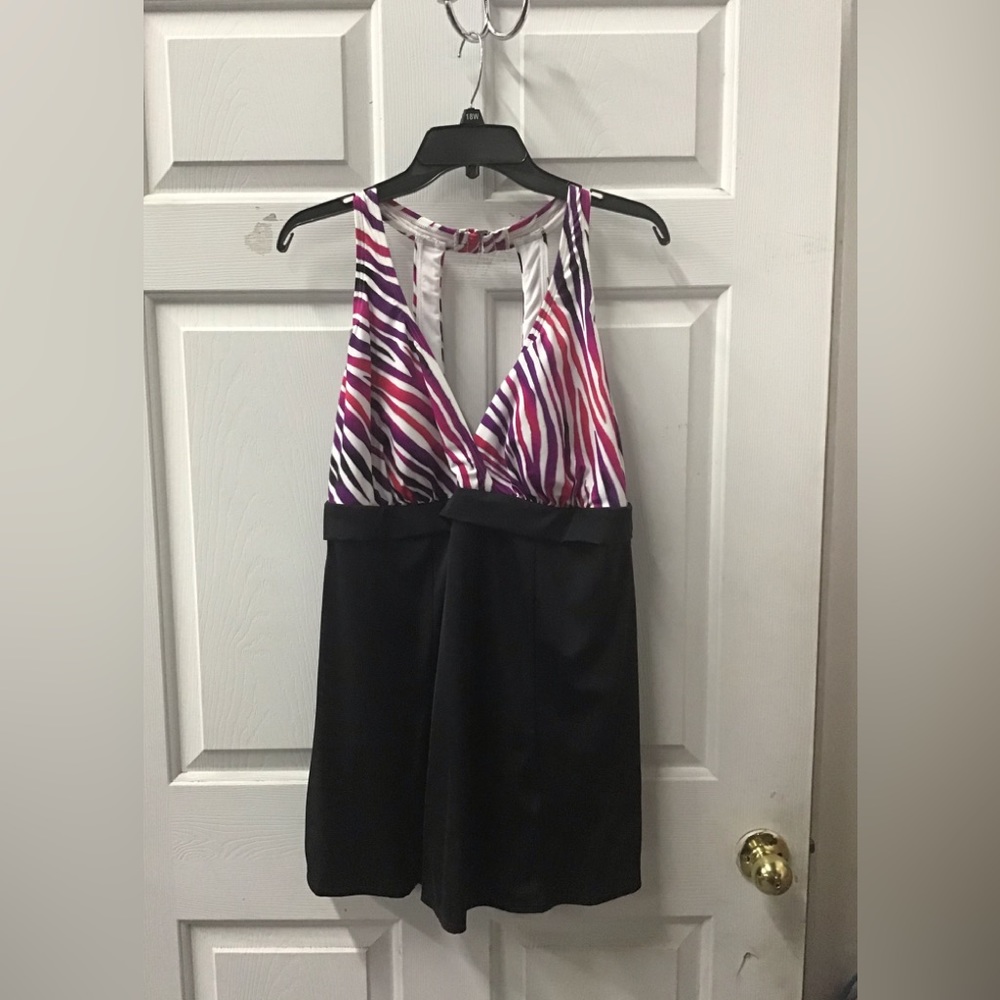 18W or 22W Jantzen swimdress tunic plus size